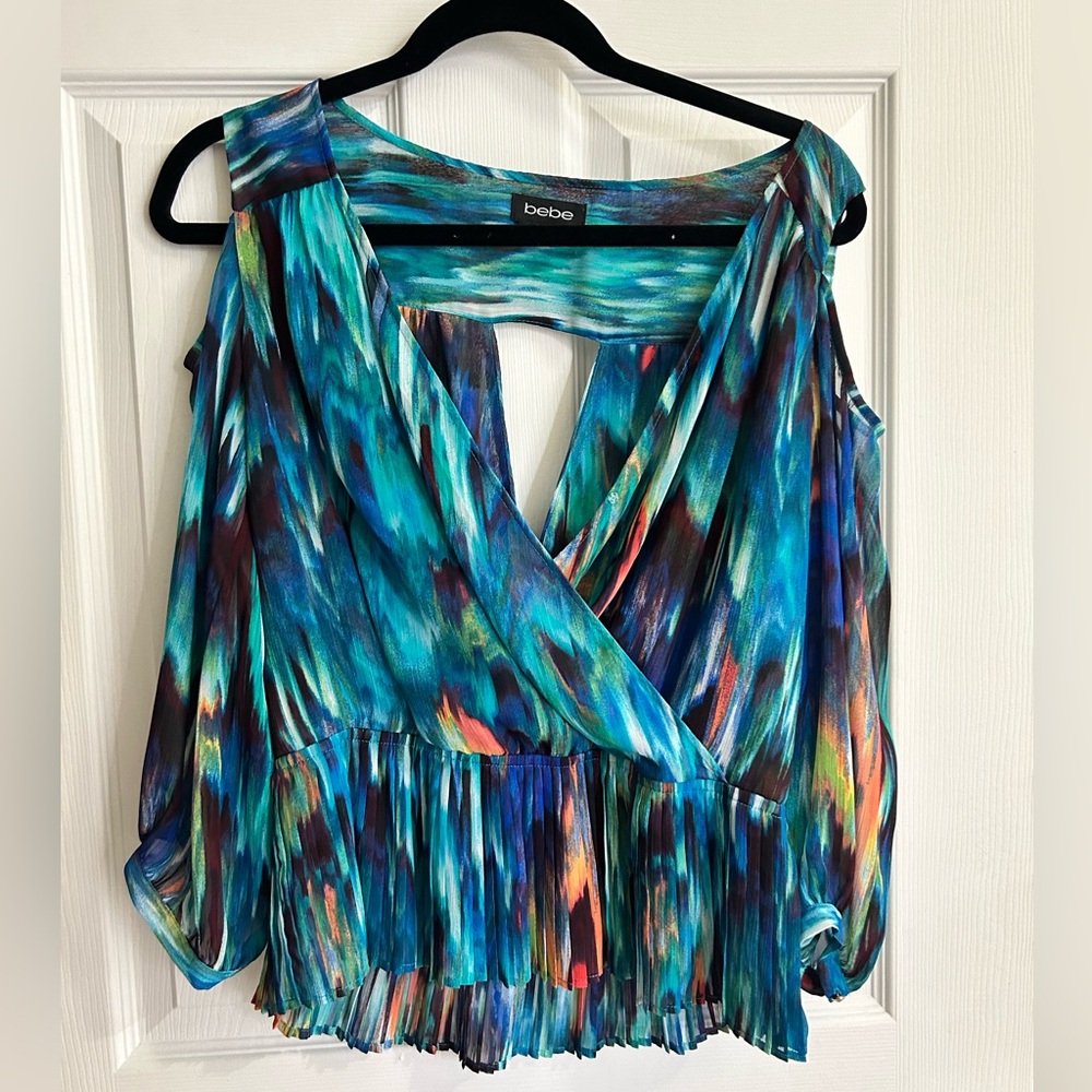Bebe Women's Multicolor Cold Shoulder Top